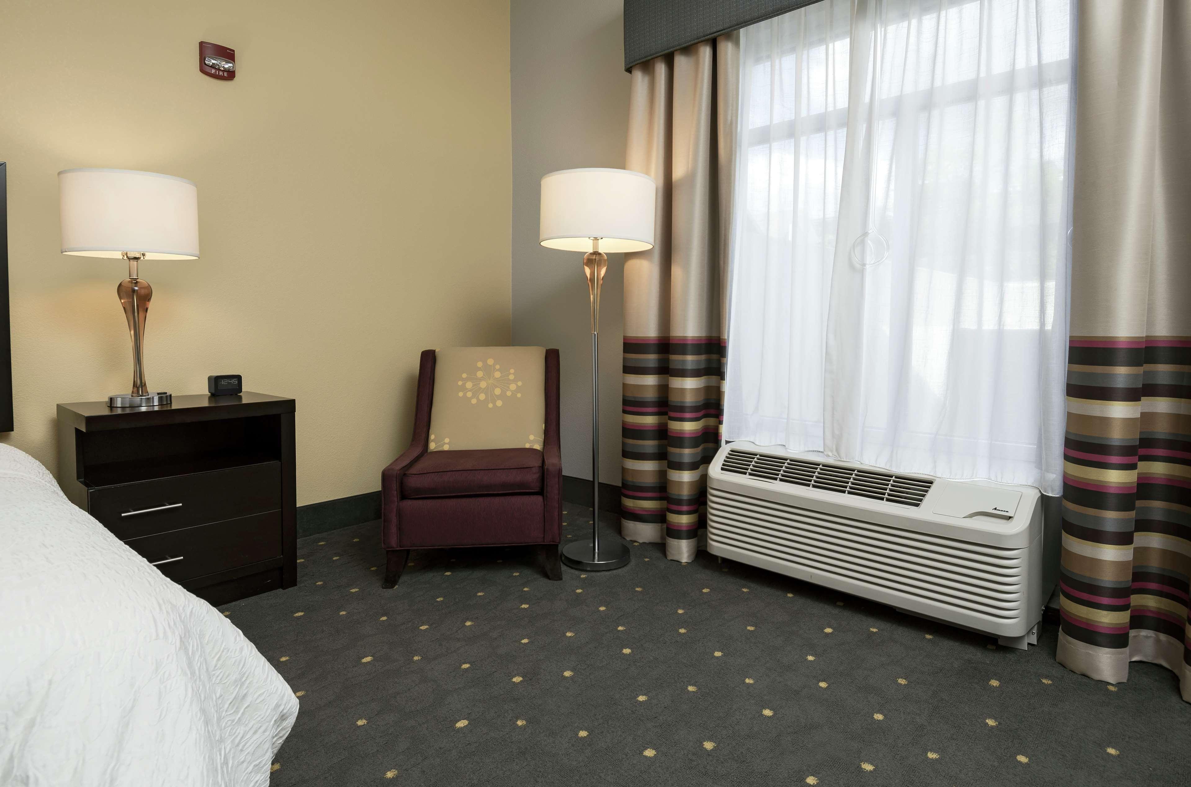 Hampton Inn & Suites - Raleigh Downtown Buitenkant foto