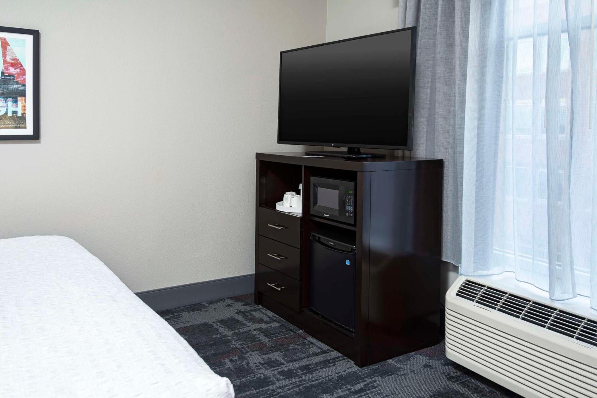 Hampton Inn & Suites - Raleigh Downtown Buitenkant foto