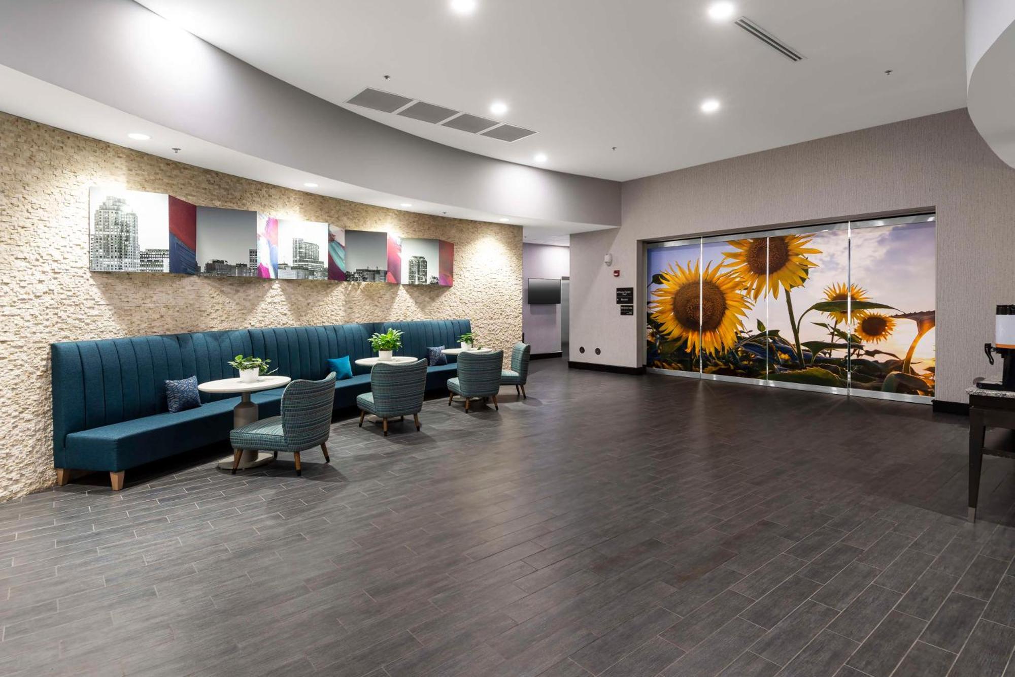 Hampton Inn & Suites - Raleigh Downtown Buitenkant foto